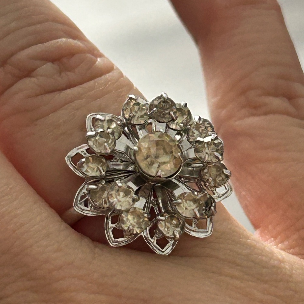 SARAH COVENTRY size 5 1/2 vintage ring 💍 - Picture 3 of 8